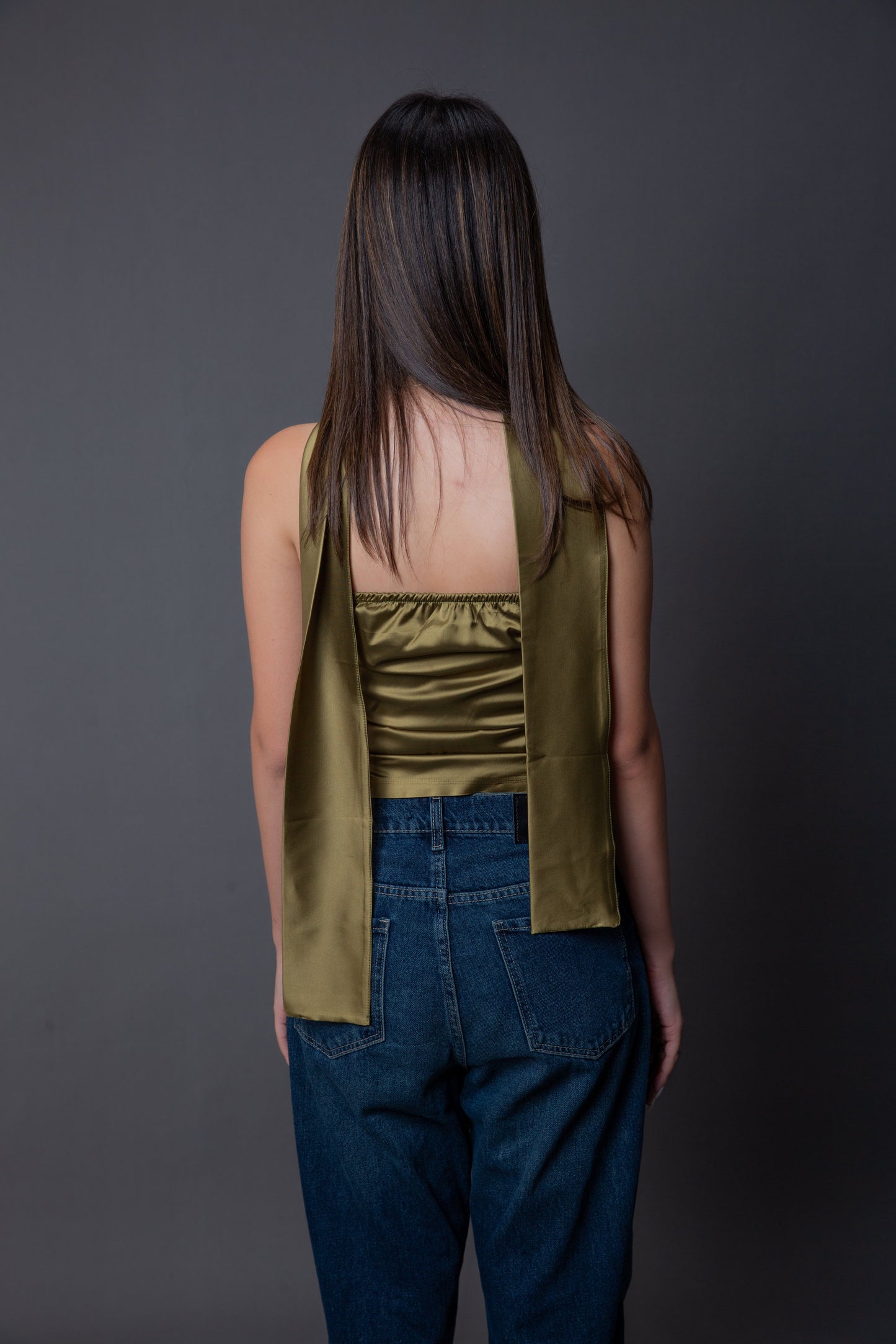 Olive lily top